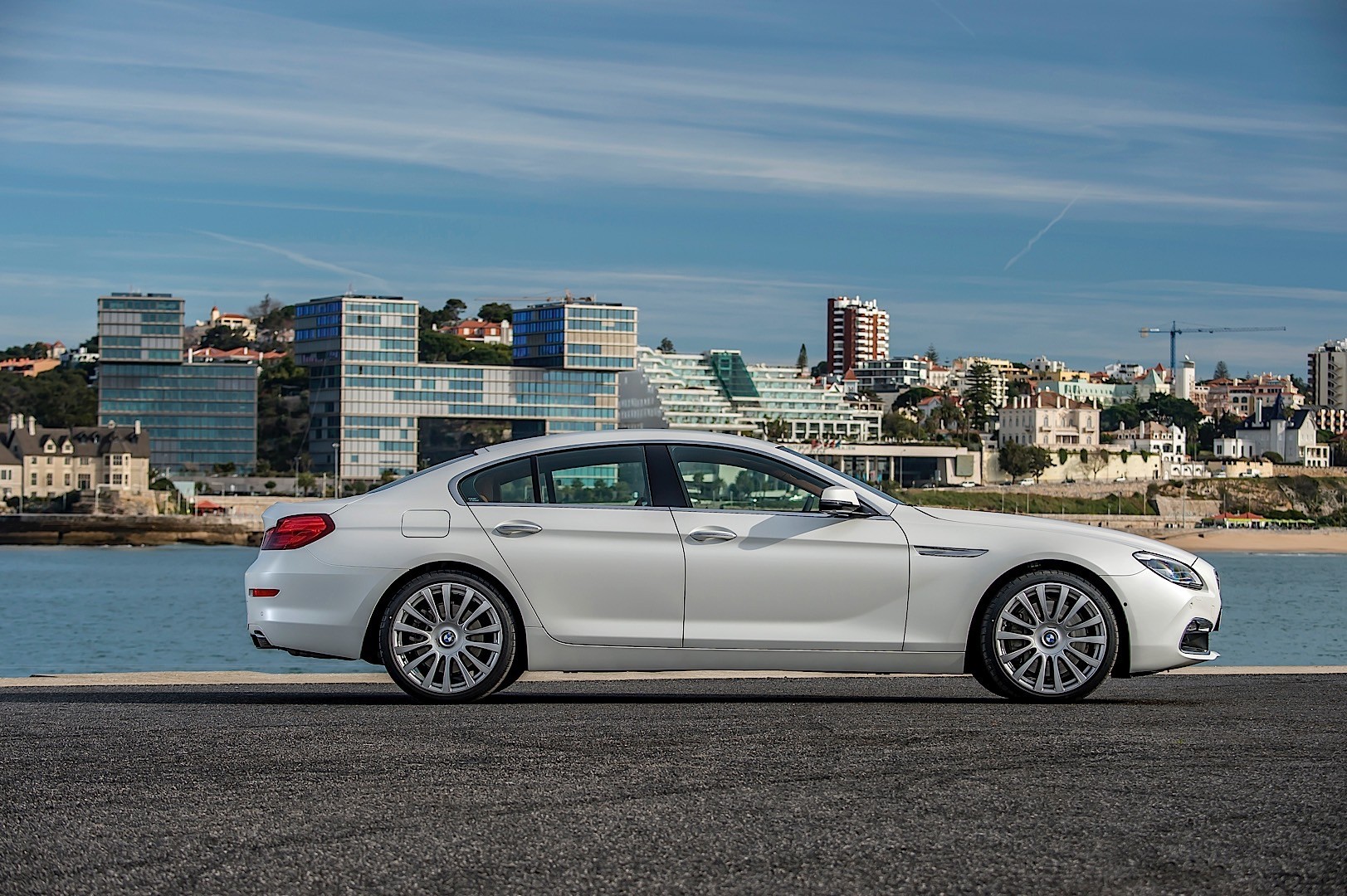 https://wcar.sets.lv/cars/BMW/6.sērijas Gran Coupe/a864be3f11647035c0e0fda88ef41a08.jpg